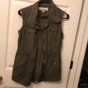 Army green vest